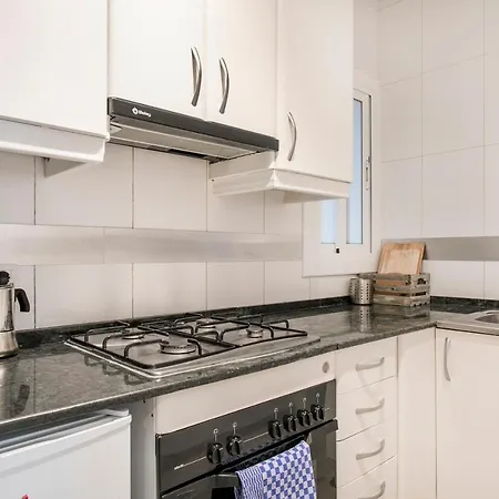 Spacious Flat In Trendy Gracia, 5mins To Tube Apartamento *